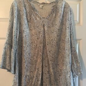 Barely worn adorable shirt